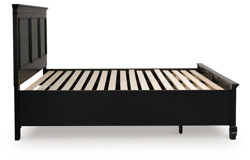 Lanolee Panel Storage Bed