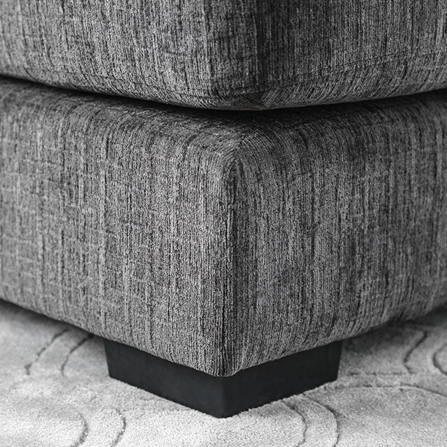 Kaylee U-Sectional w/ Right Chaise