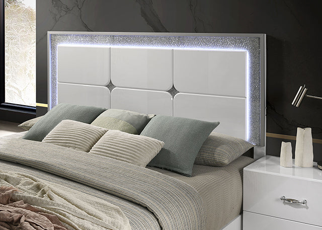 Stoholm Queen Bedroom Set
